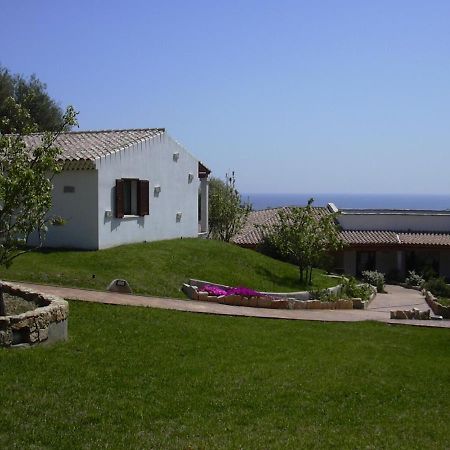 Hotel Lu Baroni Budoni Luaran gambar