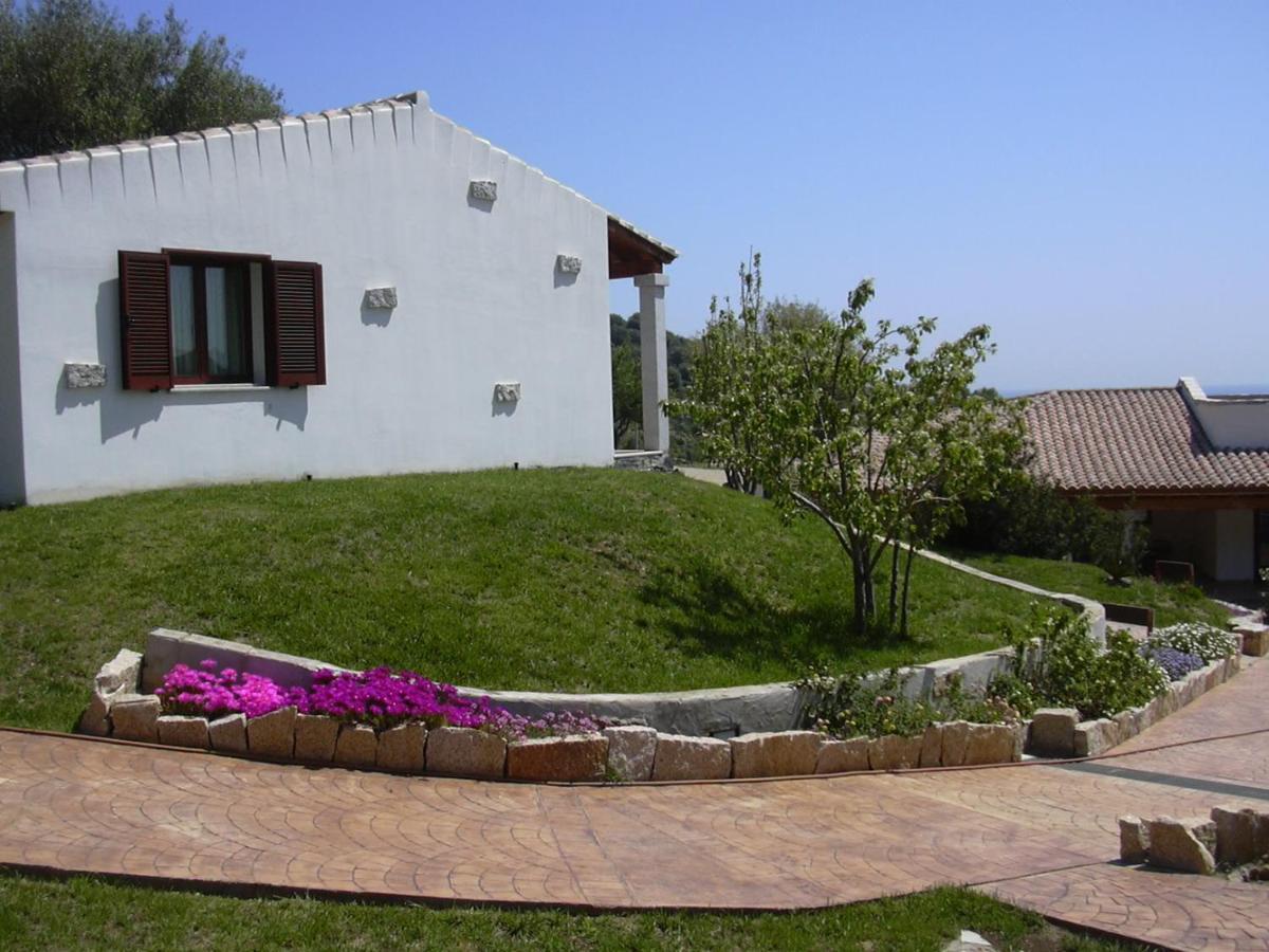 Hotel Lu Baroni Budoni Luaran gambar